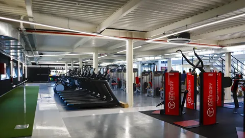 Ginásio, Fitness Factory Santarém, em Santarém, Portugal
