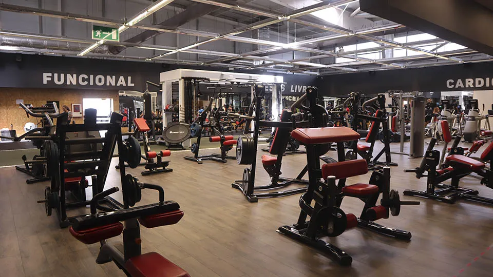 Ginásio, Fitness Factory Paredes, em Paredes, Portugal