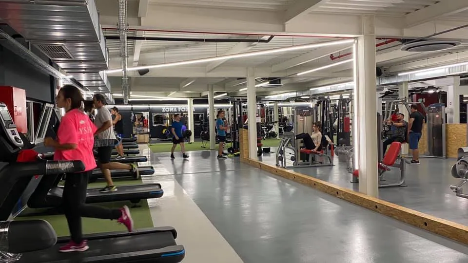 Ginásio, Fitness Factory Santarém, em Santarém, Portugal