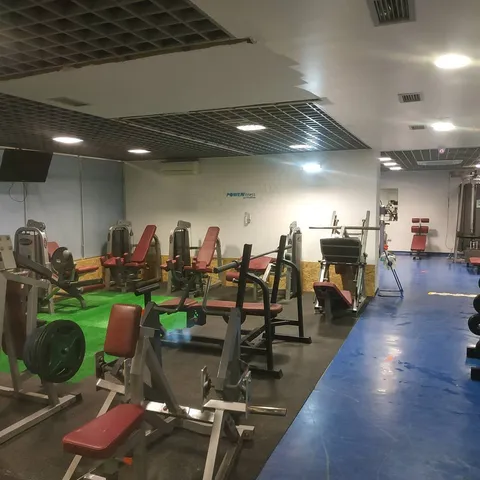 Ginásio, PowerFitness, em Esposende, Portugal