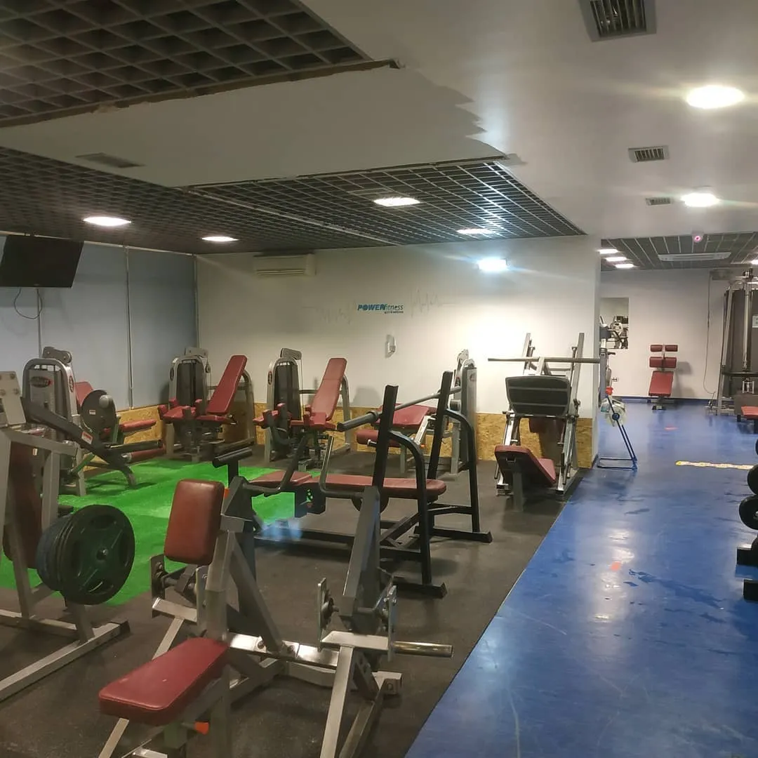 Ginásio, PowerFitness, em Esposende, Portugal