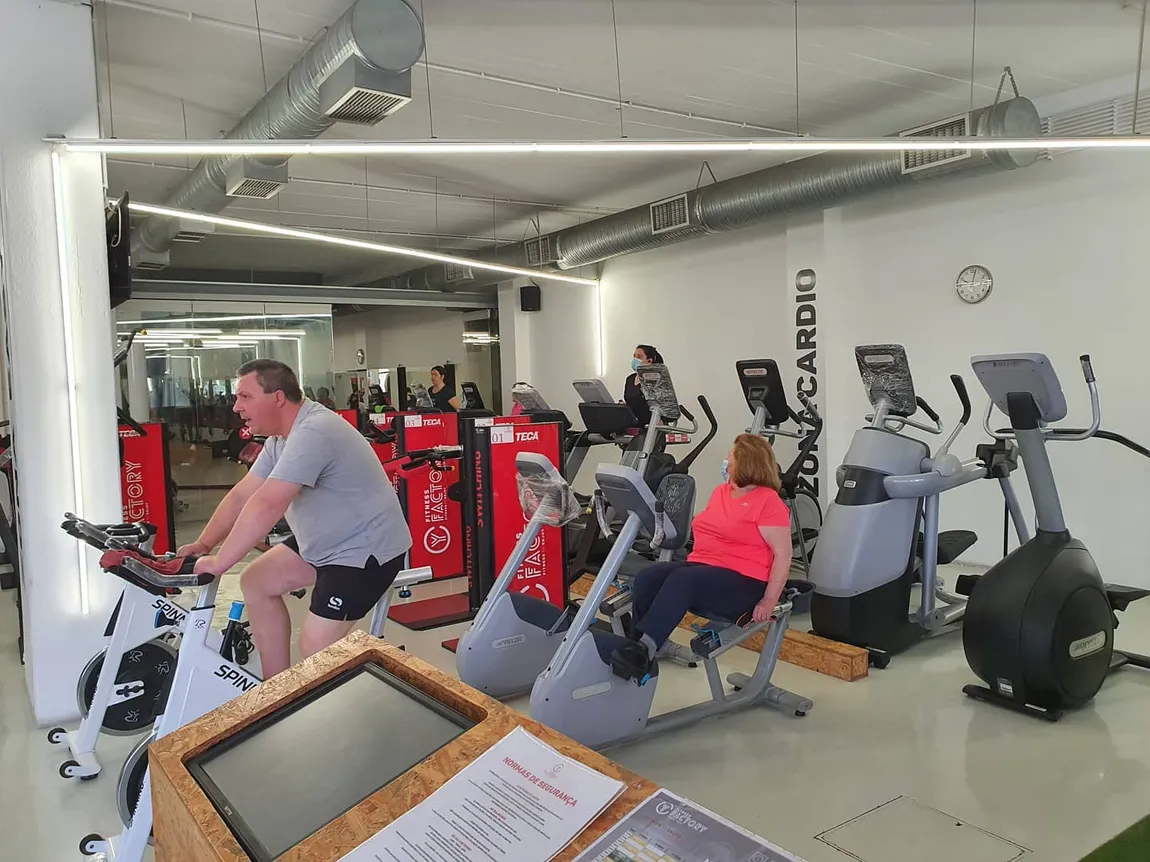 Ginásio, Fitness Factory Santa Iria de Azoia, em Loures, Portugal